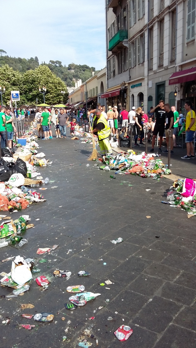 Euro 2016 – Intervention des Agents de la Direction de la Propreté